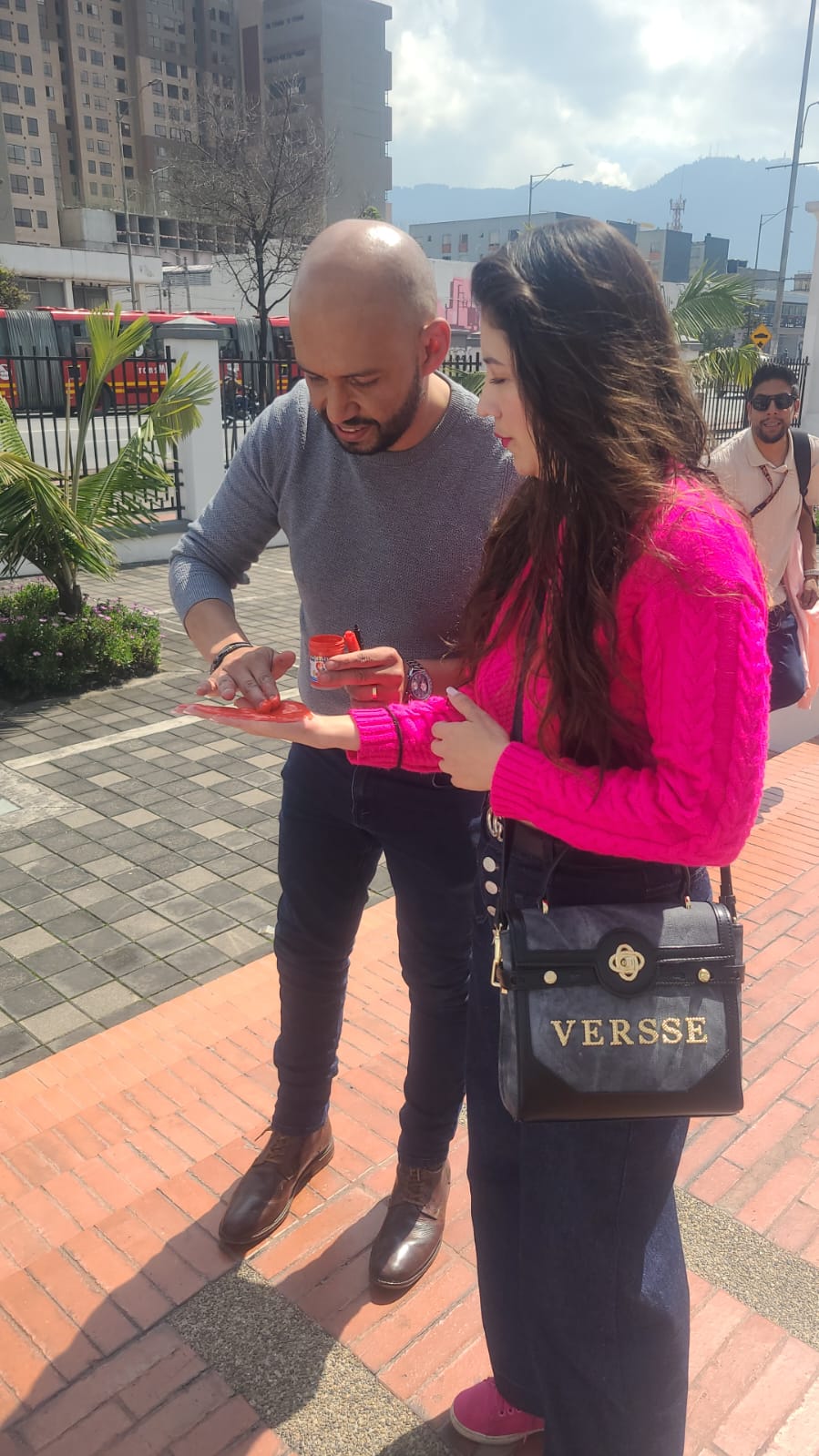 Galeria: CAMPAÑA MANOS ROJAS IPAZUD