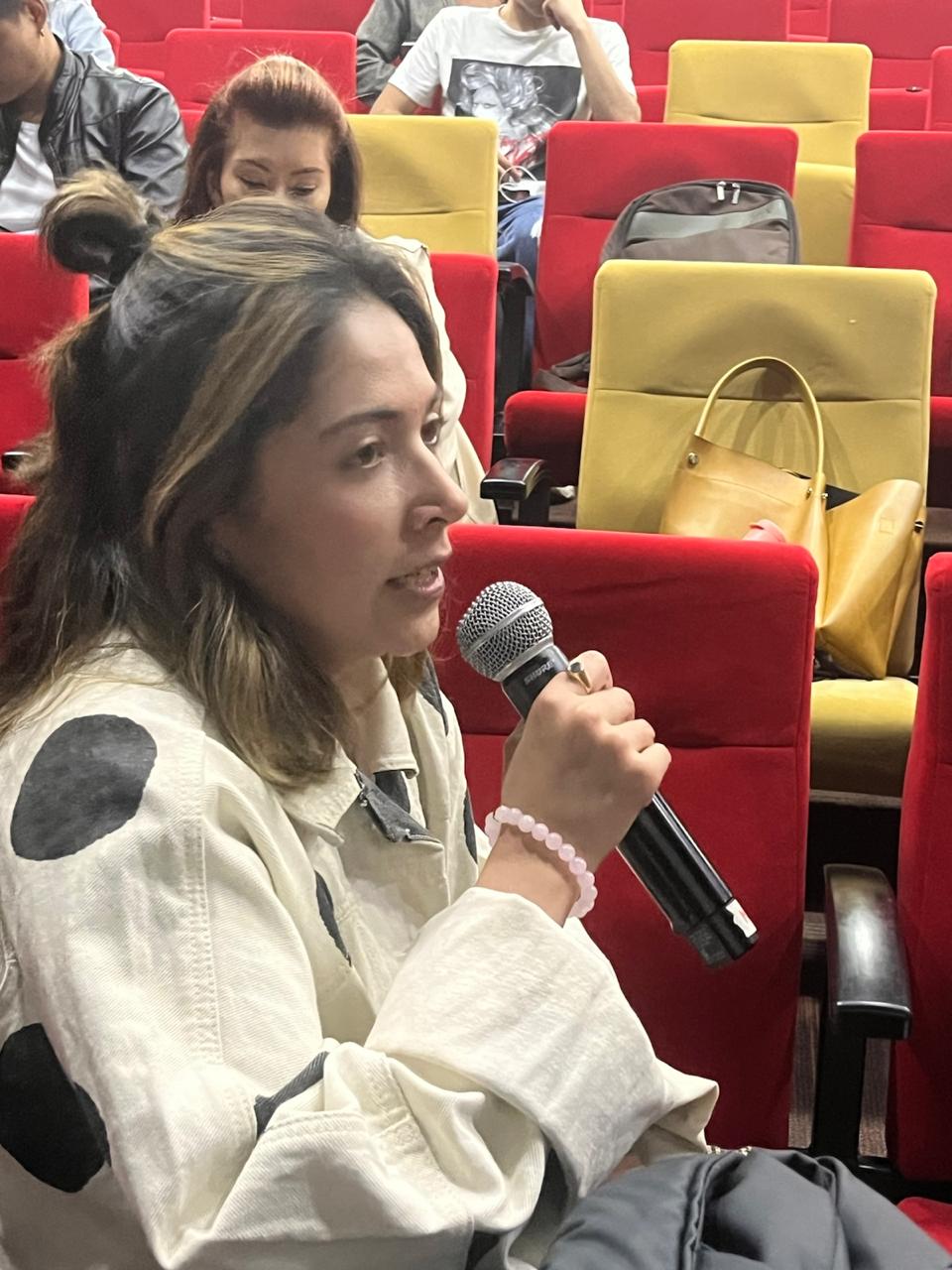 Galeria: Intervención de la representante de la Secretaria de la Mujer en el espacio de Evento: Socialización - Incorporación del enfoque de género en la investigación y sanción de VBG
