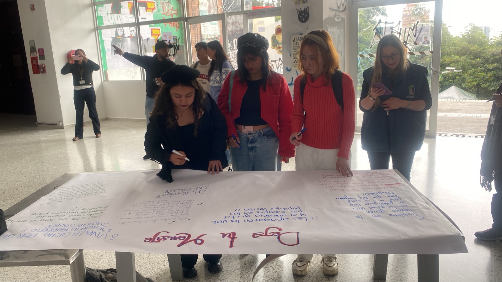 Galeria: EVENTO SEDE MACARENA DÍA DEL ESTUDIANTE CAÍDO