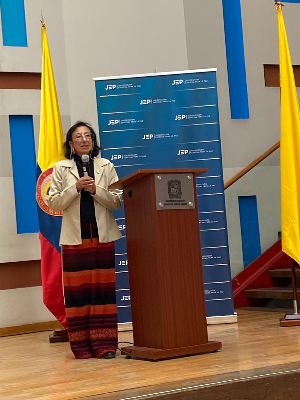 Galeria: INTERVENCIÓN DE LA DIRECTORA DEL IPAZUD, MARITZA PINZÓN, DURANTE LA INSTALACIÓN DE LA EXPOSICIÓN "RENACER POR EL DERECHO A LA VIDA"