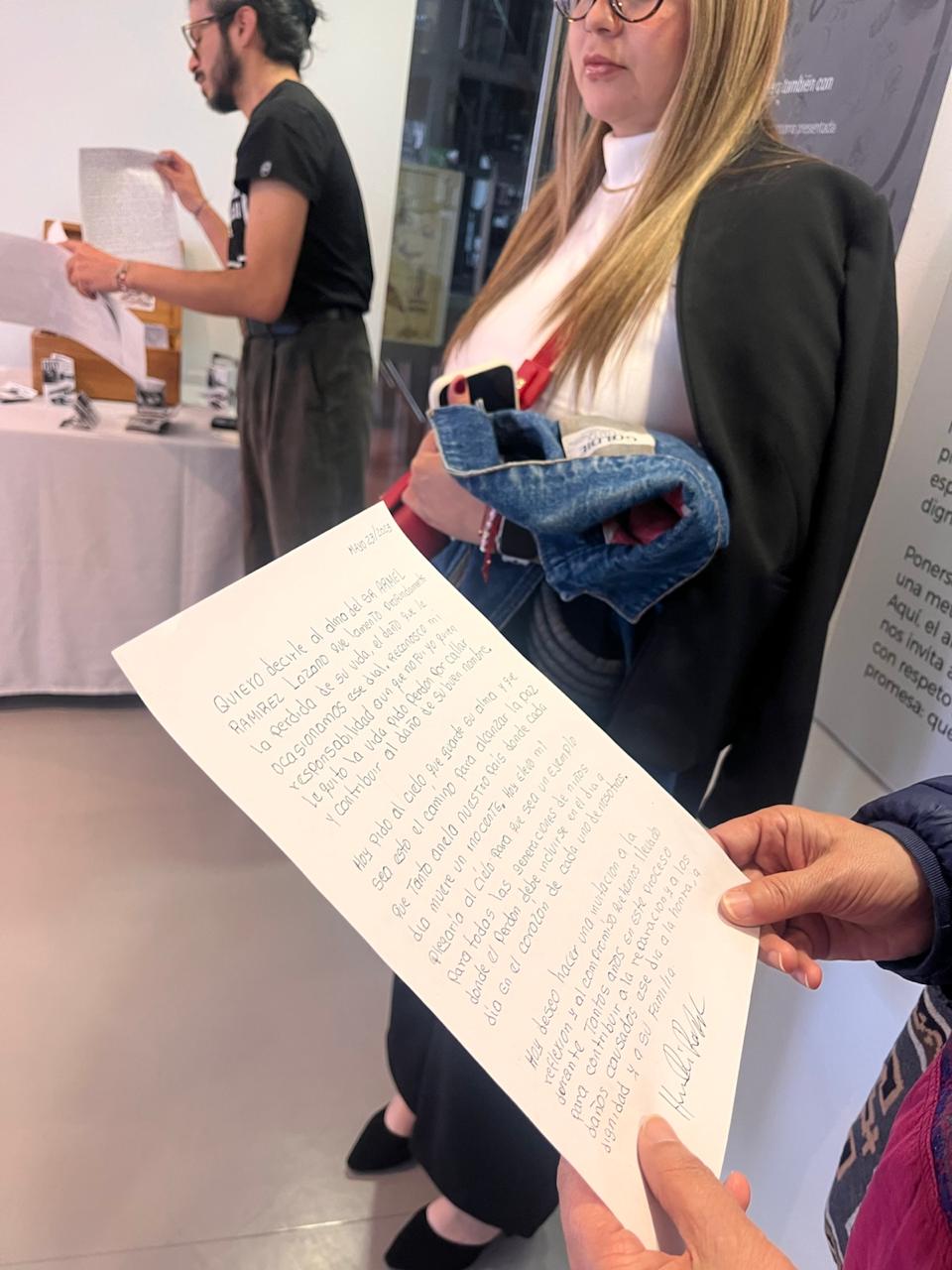 Galeria: CARTAS COMPARENCIENTES PIDIENDO PERDÓN A LAS FAMILIAS DE LA VÍCTIMAS